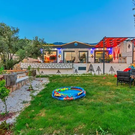 Muhtesem Tatil Villasi Poyraz 1 Villa Kaş